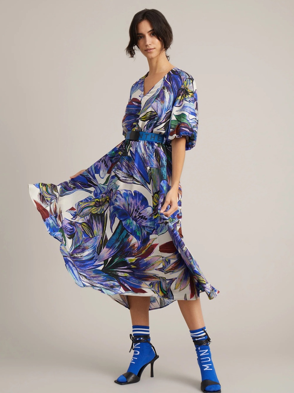 Munthe Danta Silk Cobalt Blue Floral‎ V-Neck Midi Dress Formal Event Wedding Art